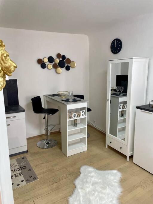 Milena Apartment Грац Екстериор снимка