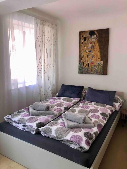Milena Apartment Грац Екстериор снимка
